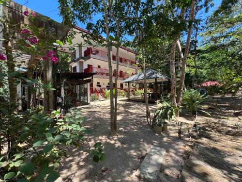 Doublegem Beach Resort and Hotel