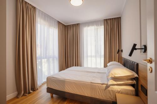 Bloom Downtown Suites