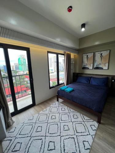 1 BR Lux Stay near Cebu IT Park with balcony wifi netflix awesome view