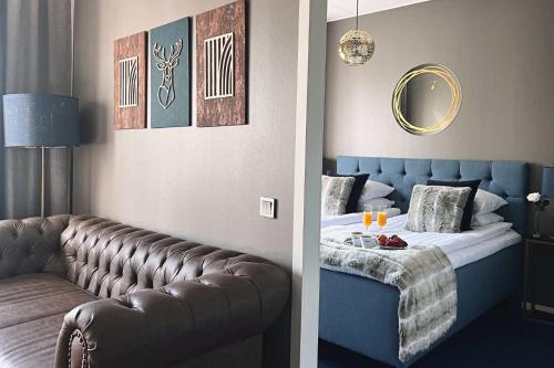 Golden Circle Suites