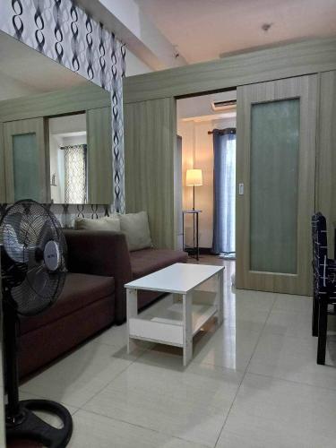 Shore Residence Direct Pool Access MOA Complex