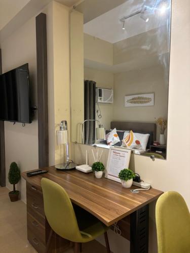 Cozy & Minimalist Staycation - Avida Towers with Pool Access