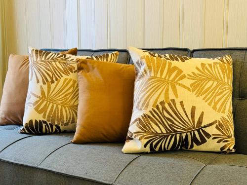 1 BedroomDeLuxe Condo w/Balcony, Pool & Gym