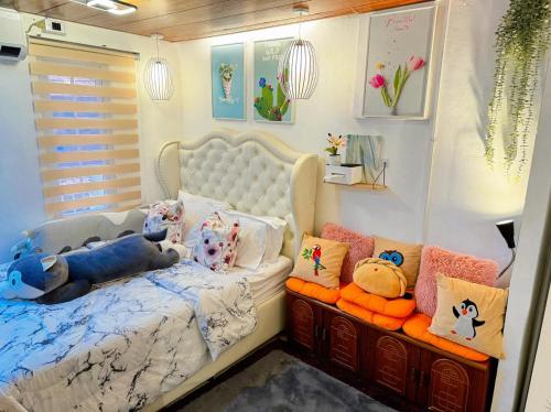 The White Haven In Clark ENTIRE HOUSE