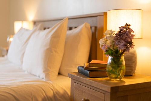 Woodlands House with Hot Tub