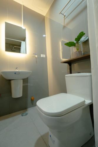 Modern Living 1 Makati