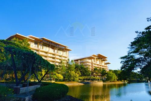 PICO DE LORO Pool Accessible CAROLA 1 Bedroom Units by SEE Condominiums