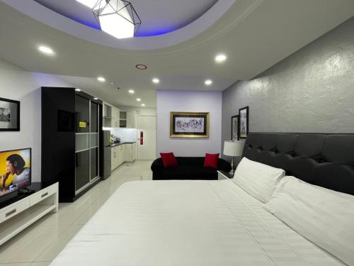 Studio at Kandi Palace near Walking street