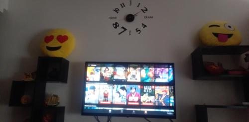 1Bedroom Fully Furnished with Netflix & Free Wifi in Trees Residences