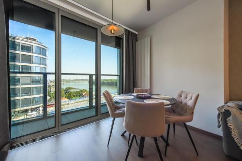 Nikas Eurovea Apartments - free parking