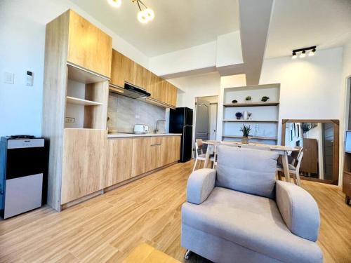 Royal Oceancrest Mactan Coco Caline Apartment