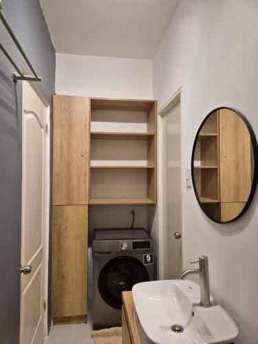 Royal Oceancrest Mactan Coco Caline Apartment