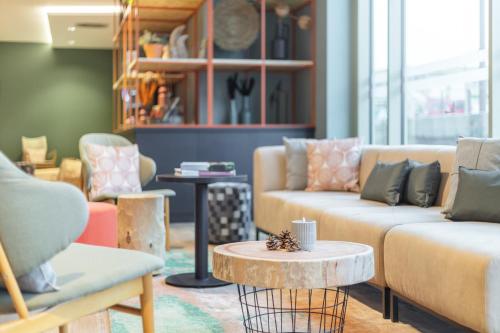 Holiday Inn - the niu, Amity Potsdam