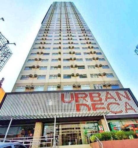 Dens condotel Metro Manila