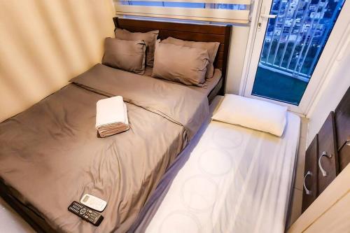 Boho Beach Vibes 2br Apt 2 in Makati