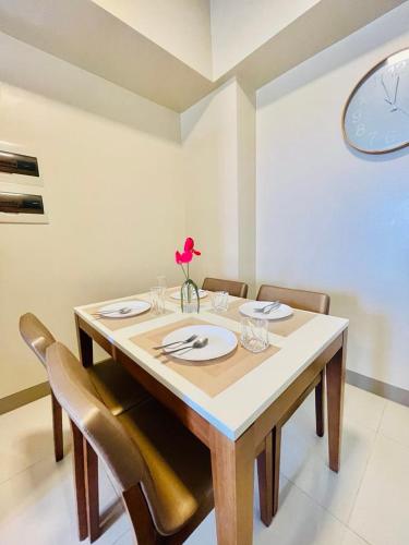 Budget friendly 1bedroom in The Mactan Newtown with pool&beach access