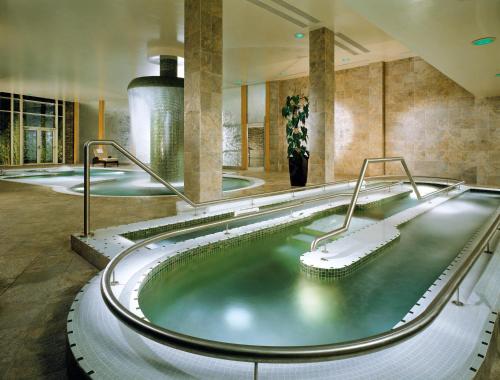 Fota Island Resort