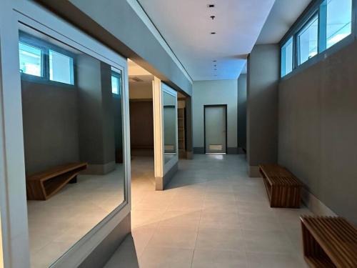 Cozi Chic 1br Condo beside One uptown Mall BGC