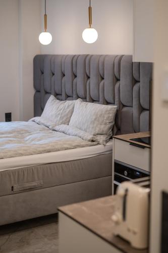 Old Town - Bajor Studios - Self Check-in and Parking