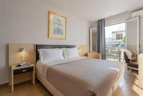Piraeus City Hotel