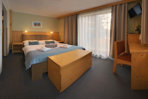 Sojka Resort - Hotel & Drevenice