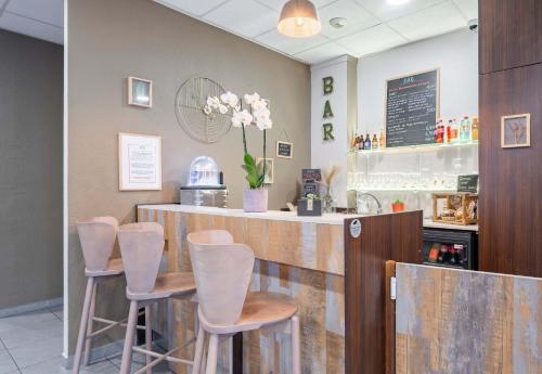 B&B HOTEL Maubeuge Louvroil