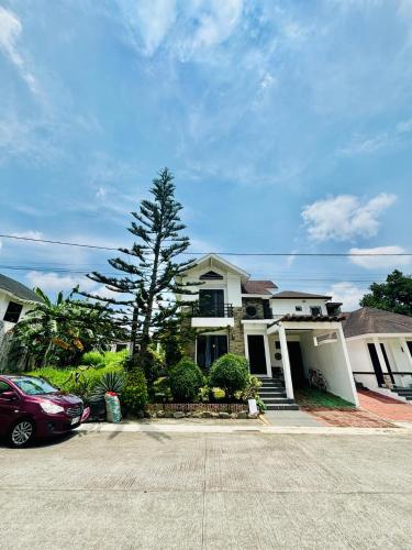 Casa Miranda Entire House in Tagaytay