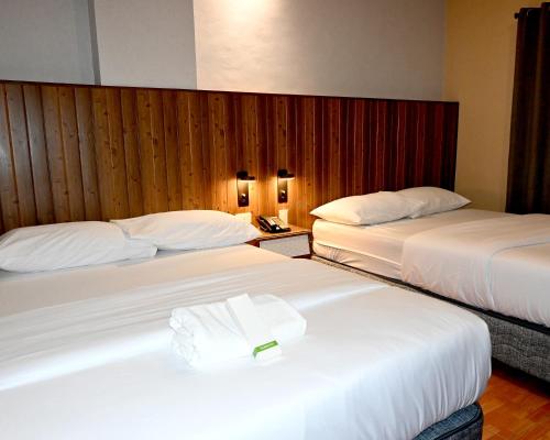 Cebu Pensione Plaza by HiveRooms