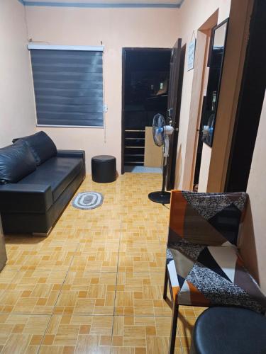 Mel's Place Batangas Unit 1 Two-Bedroom House w Free Parking Free Wifi 4 adults and kids
