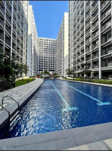 Shore 2 Residences MOA DMBV