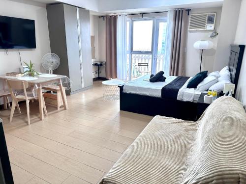 St Mark Residences Venice Mckinley Hill Taguig