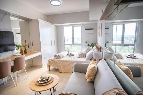 Cebu IT Park Pool Wifi 24h Checkin