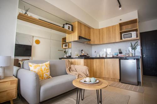 Cebu IT Park Pool Wifi 24h Checkin