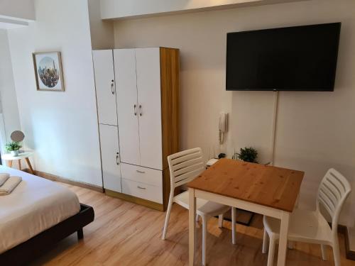 Scandi Inspired Studio in Knightsbridge, Makati