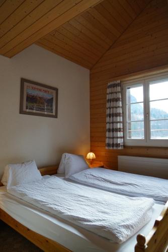Alpenrose Hotel & Gardens