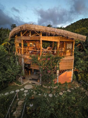 Jungle KingDomes Guest House