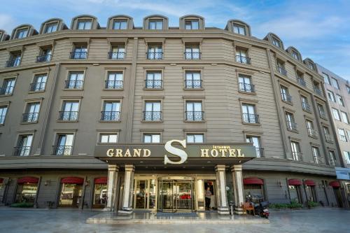 Grand S