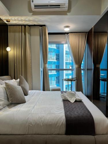 Stylish 1BR Near Airport Facing the Bay - 9d