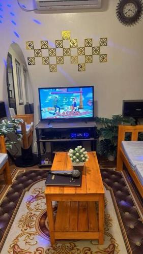 Sunny Villa