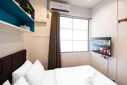 Homey and Cozey Poblacion Makati S07