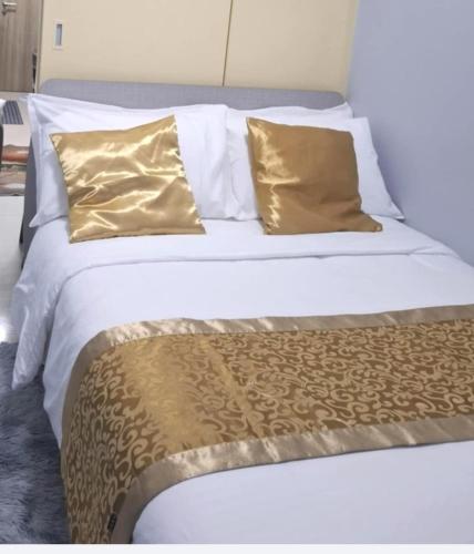 FourSphere staycation