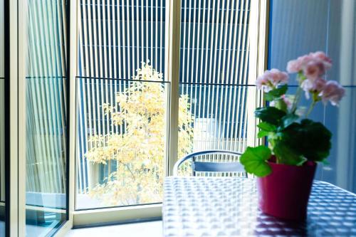 Allmend Apartments By HITrental