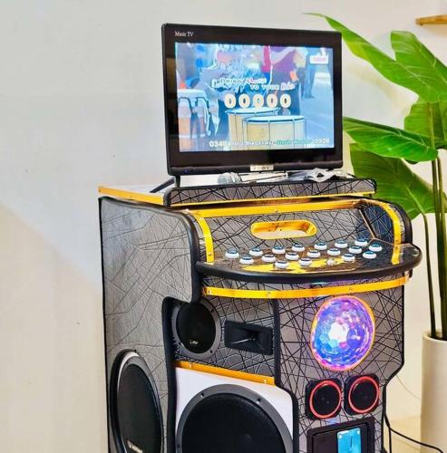 Homey & spacious with private plunge pool ktv near SMtela