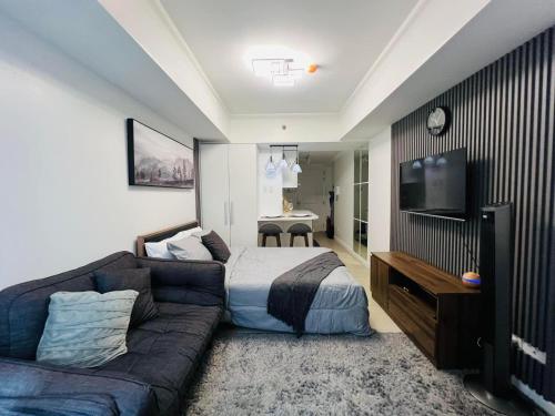 Azure North Pampanga Bachelor Pad