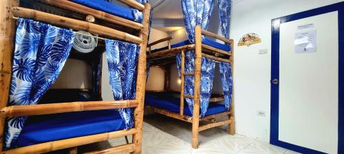 Blue House Backpackers Siquijor