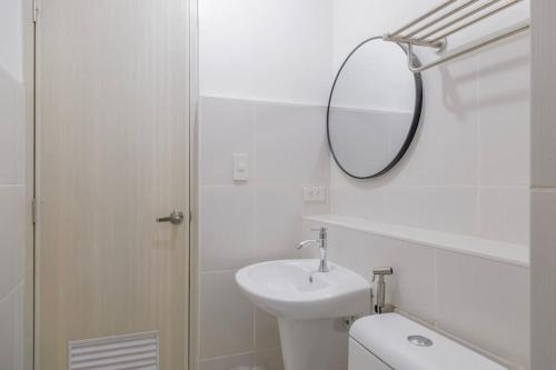 Japanese Stylish Condo in Makati