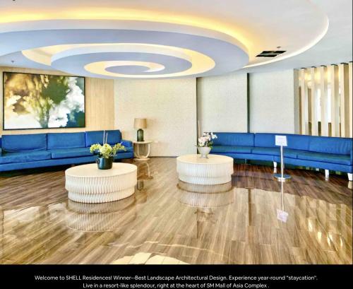 Near MOA Manila Bay Airport via NAIAX Balcony-Pool OR City View Netflix WiFi SHELL Residences