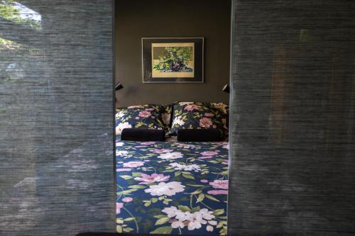 Bed And Breakfast 28