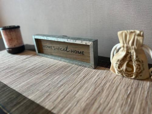 Cozy Makati Condo Getaway with balcony