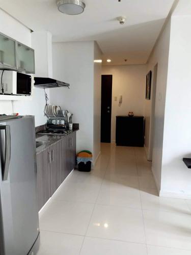 Explore Manila, Trendy 1BR unit in Prime Location